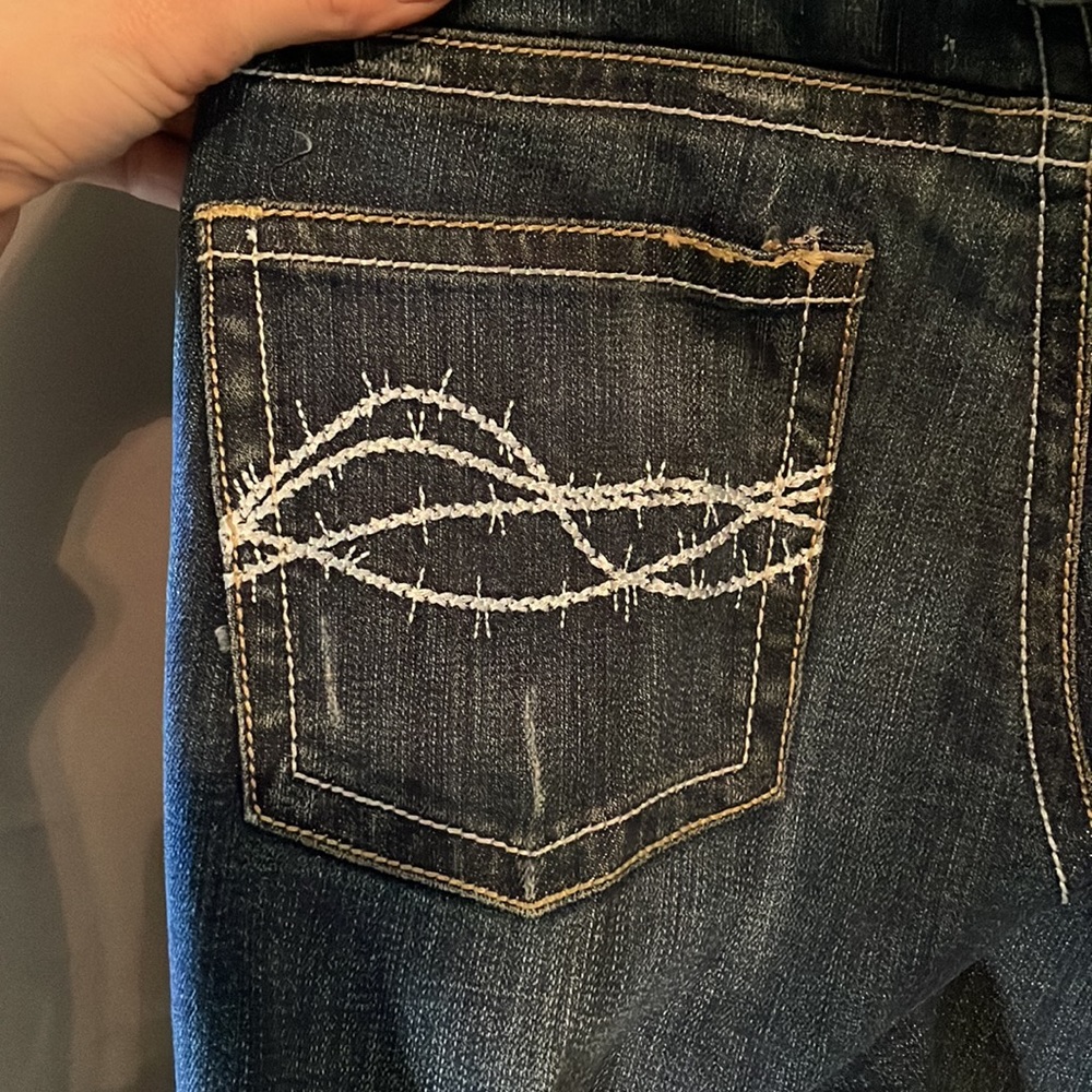 Jeans - Picture 2 of 4
